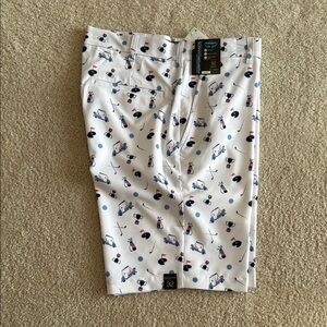 Roundtree & Yorke White Golf Print Men's Shorts